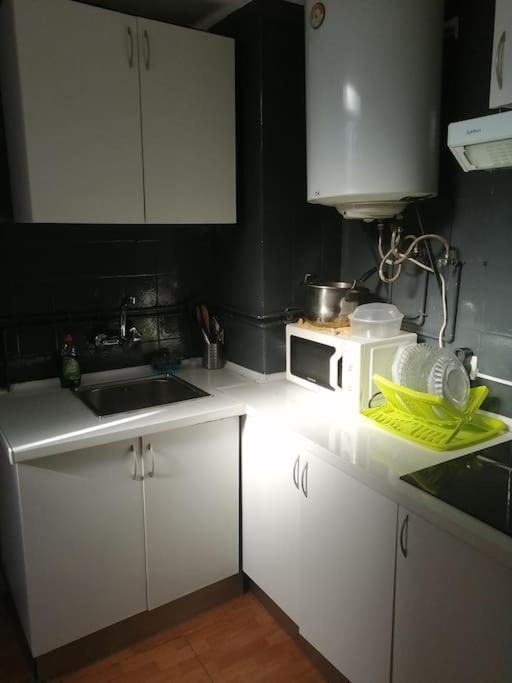Apartamento Hotel Montana Lavapies Madrid Esterno foto